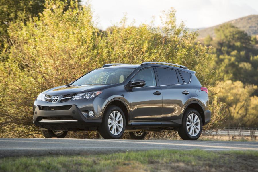  Toyota RAV4 2013 года  (US) (фото 25 из 34)
